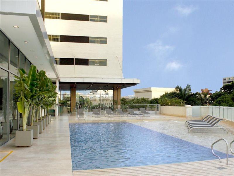 Estelar Alto Prado Barranquilla  Luaran gambar The pool at the rooftop