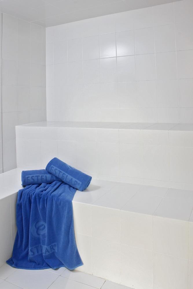 Estelar Alto Prado Barranquilla  Luaran gambar Bathroom tiles