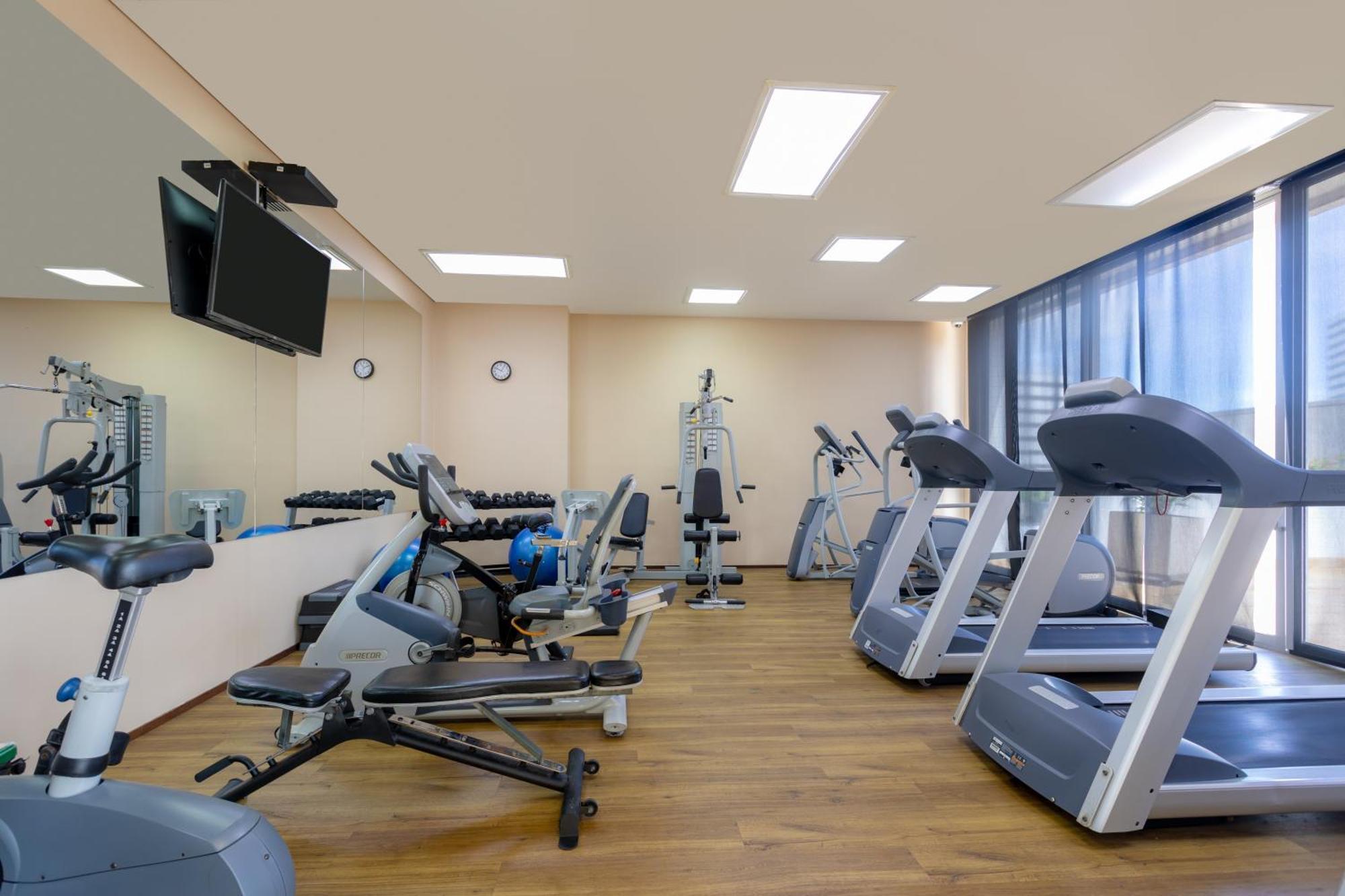 Estelar Alto Prado Barranquilla  Luaran gambar The gym at the hotel